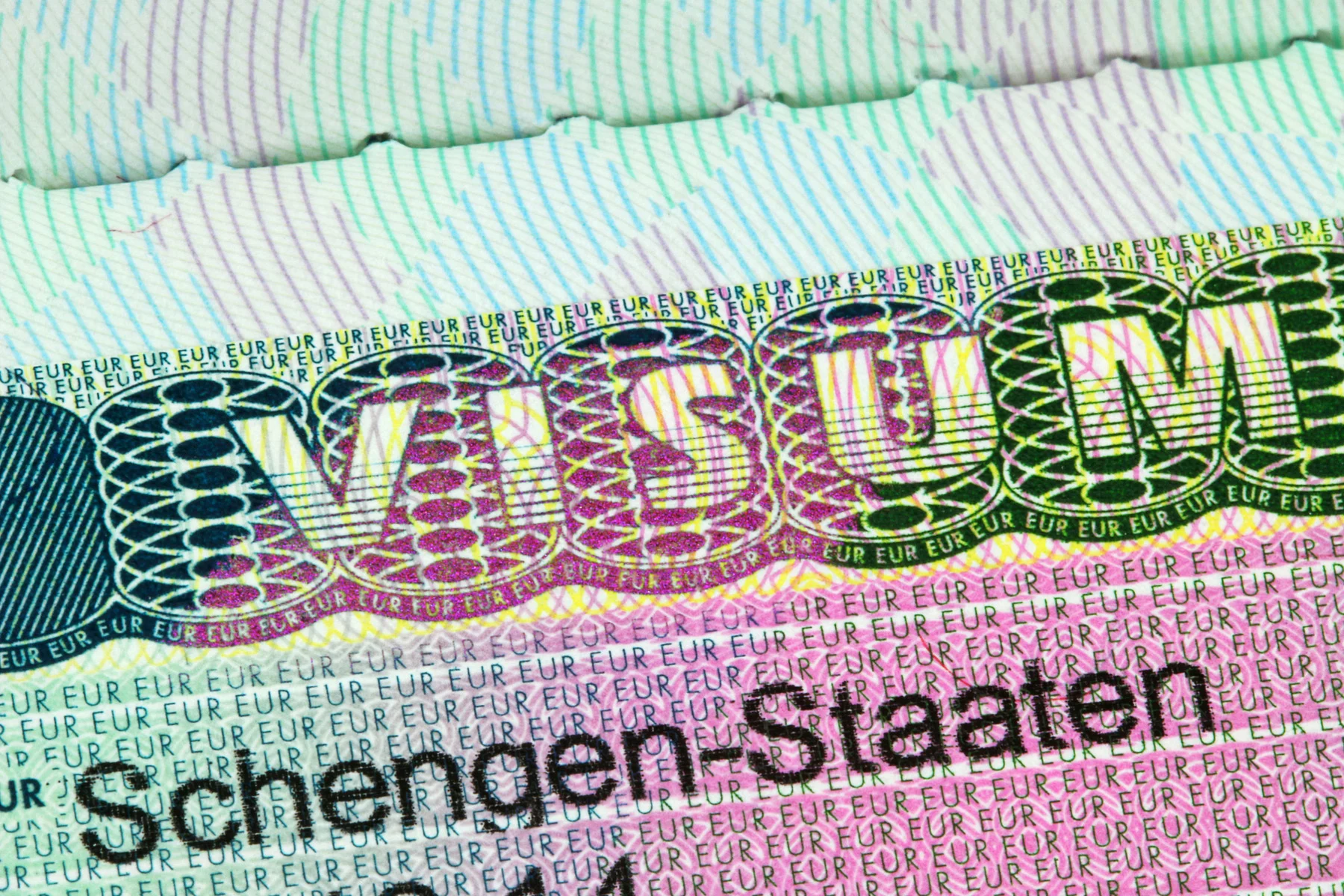 Navigating the Path to Canada: Visa Options for Applicants from Austria and Germany