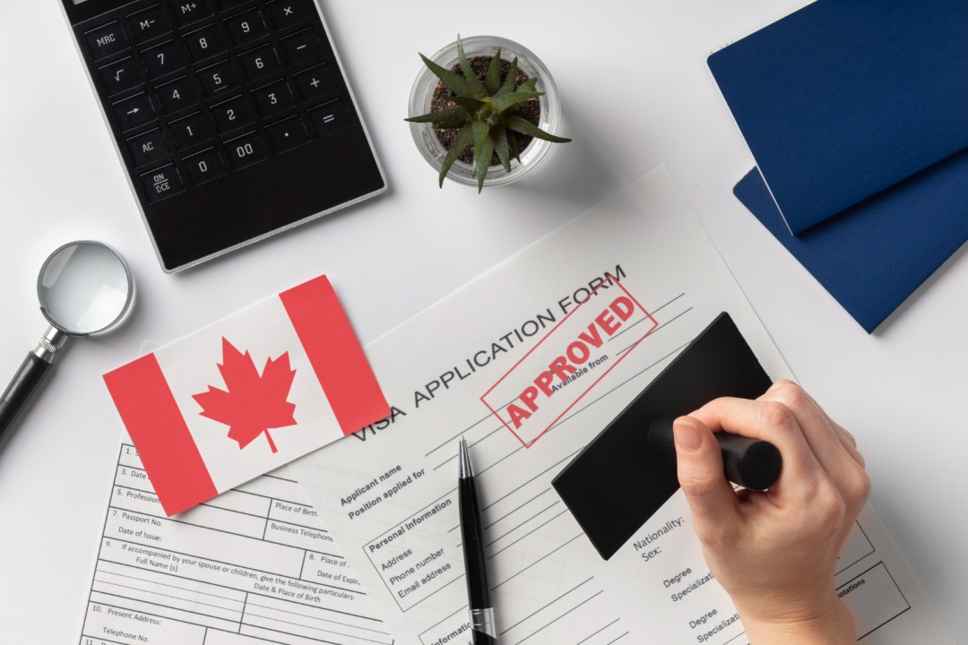 Navigating the Canadian Dream: A Visa Guide for Netherlands and New Zealand Citizens